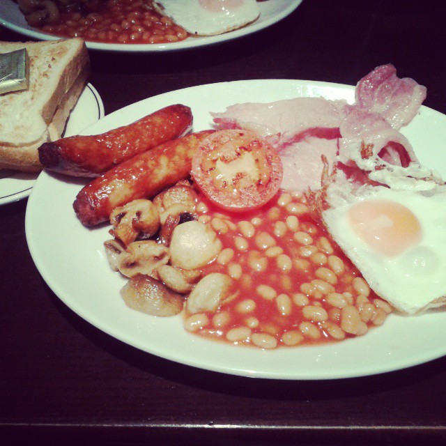 huge size irish breakfast